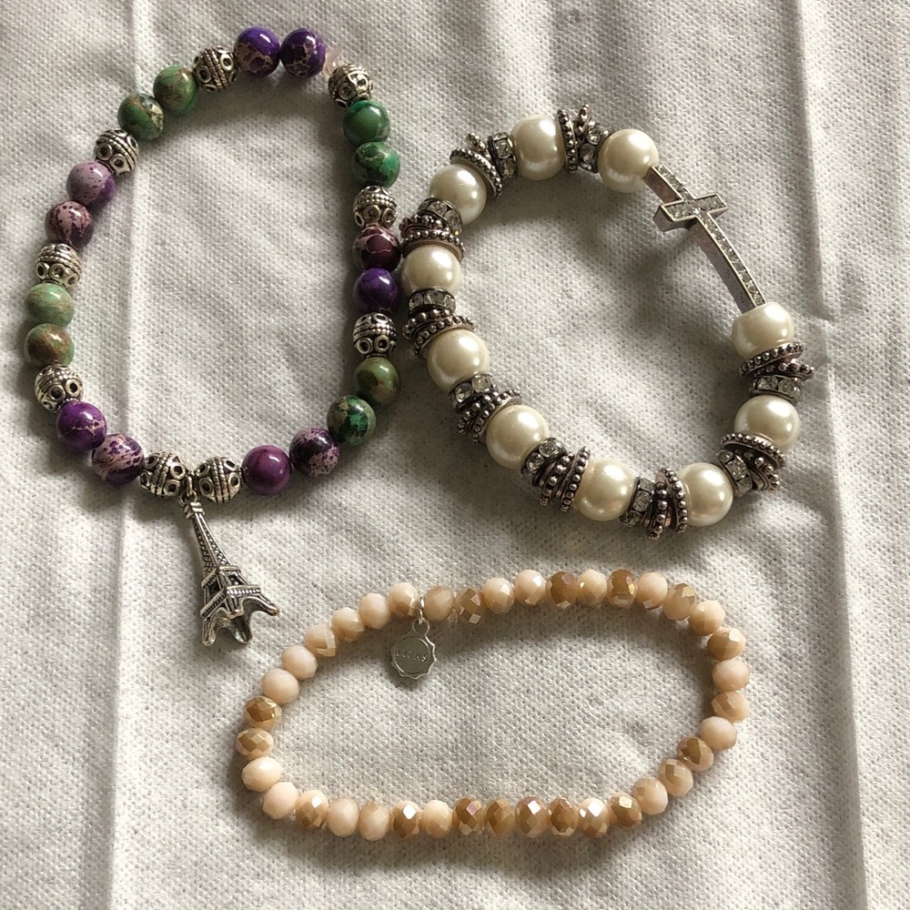 Elegant Pearl and Beaded Bracelet Set